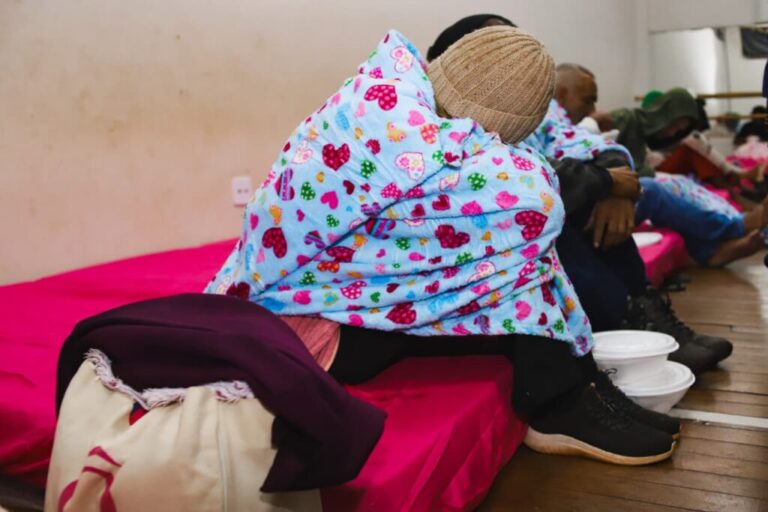 Inverno Acolhedor atende 170 pessoas no fim de semana
