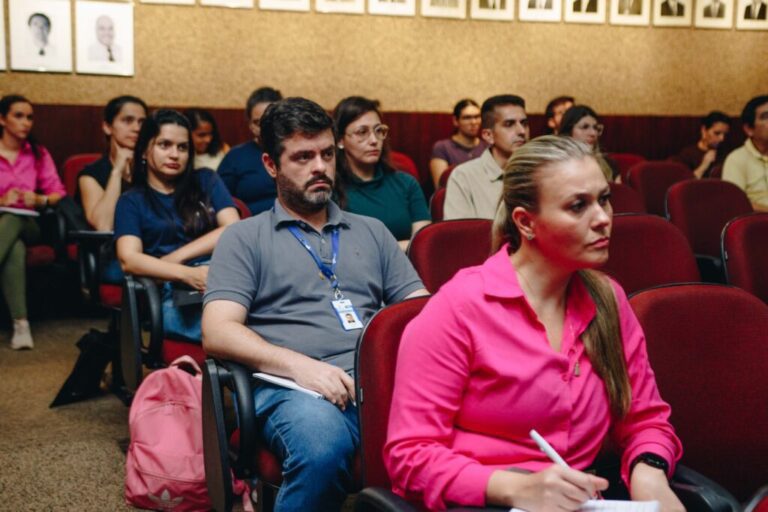 Médicos são capacitados sobre intoxicação por agrotóxicos