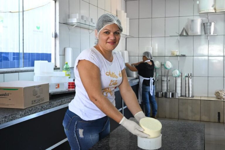 Rochedinho intensifica produção para 9ª Festa do Queijo  