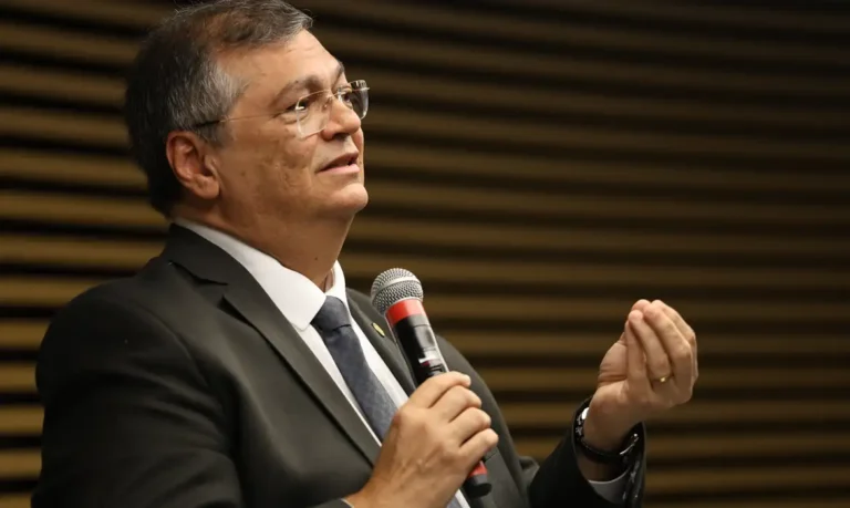 Dino determina plano emergencial para reestruturação da CVM