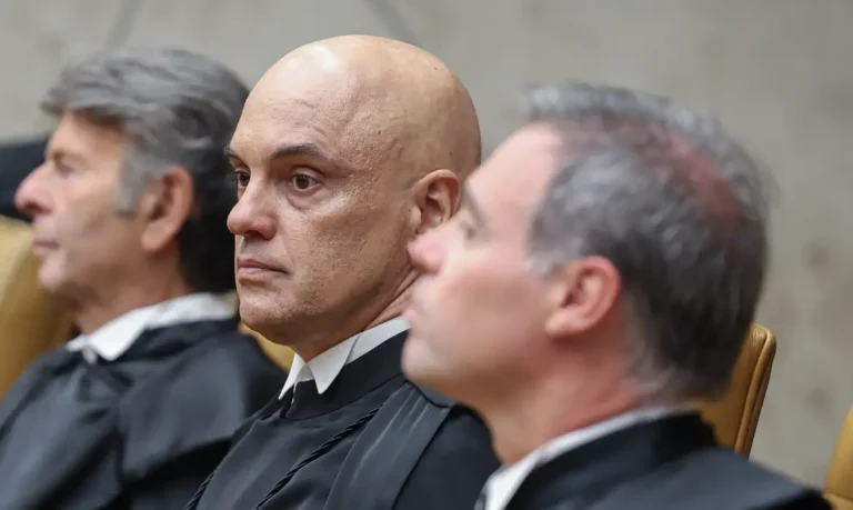 Moraes suspende aplicação da Lei da Dosimetria em pedidos relacionados ao 8 de janeiro