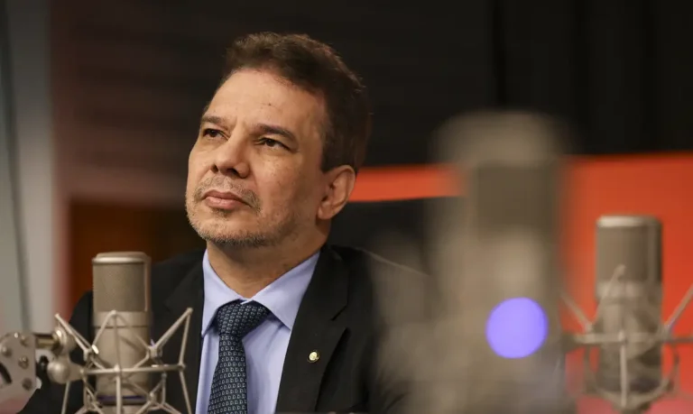 Ministro anuncia Brasil Contra o Crime Organizado para endurecer segurança prisional