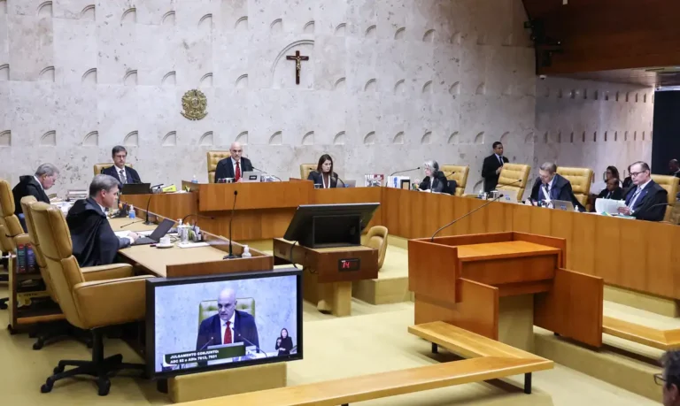 STF confirma validade de lei que garante igualdade salarial
