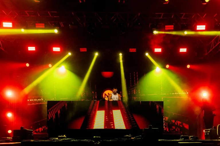 FAS 2026 registra público de mais de 12 mil no show histórico de Dennis DJ