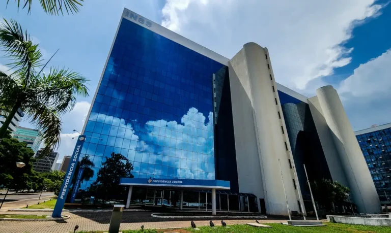 STF rejeita pedido de destaque e mantém decisão sobre revisão de aposentadorias do INSS