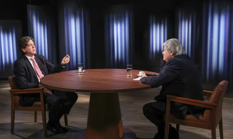 Ministro das Comunicações diz que EBC é essencial para democracia