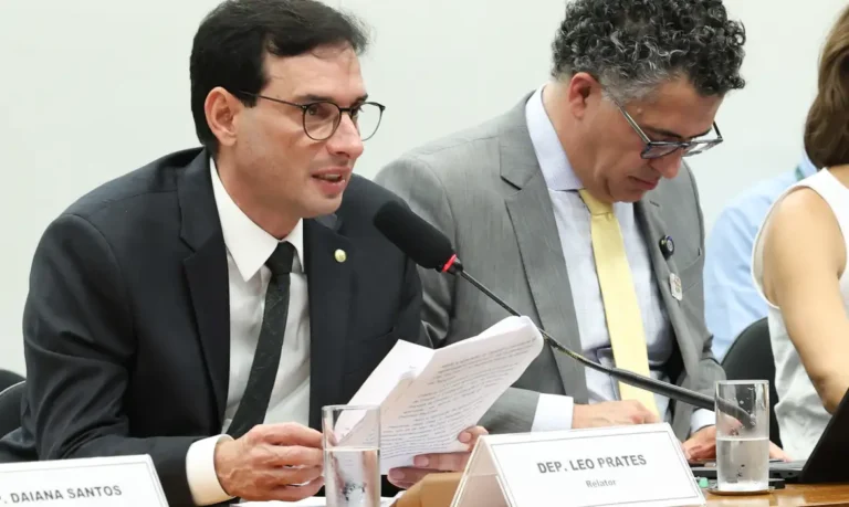 Fim da escala 6×1 é proposta para garantir folga preferencial aos domingos