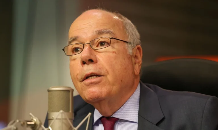 Vieira vai a Pequim para reunião bilateral com o governo chinês