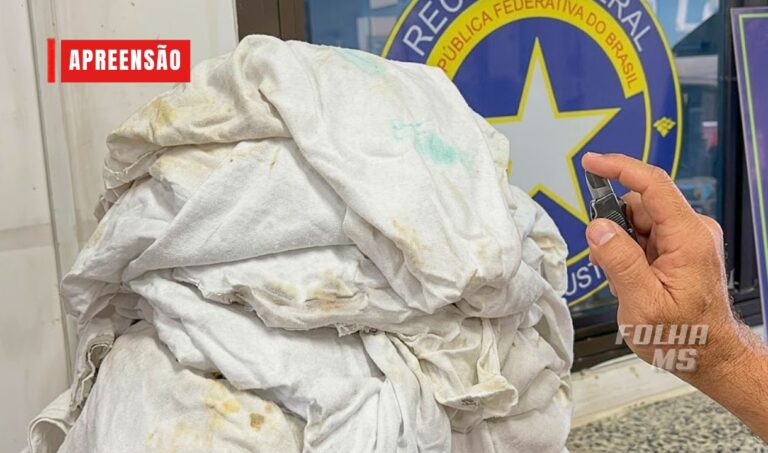 Receita Federal apreende 5,3 kg de cocaína impregnada em camisetas dentro de ônibus em Corumbá
