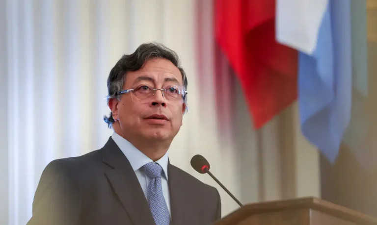Colômbia registra impasse após Petro não reconhecer pré-contagem eleitoral