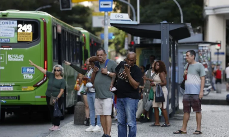 Lula sanciona lei do Marco Legal do Transporte Público Coletivo