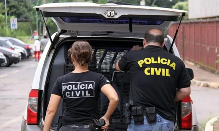 Inquérito é instaurado pela Polícia sobre arma apreendida atribuída a Bolsonaro