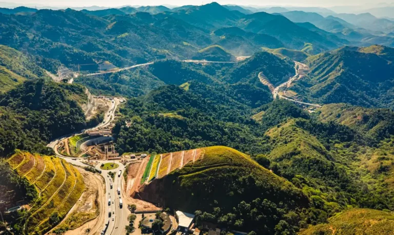 Governo inaugura primeira etapa da rodovia na Serra das Araras