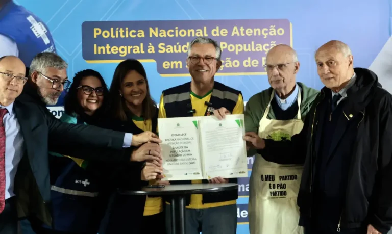 Ministério da Saúde amplia atendimento móvel para população em situação de rua
