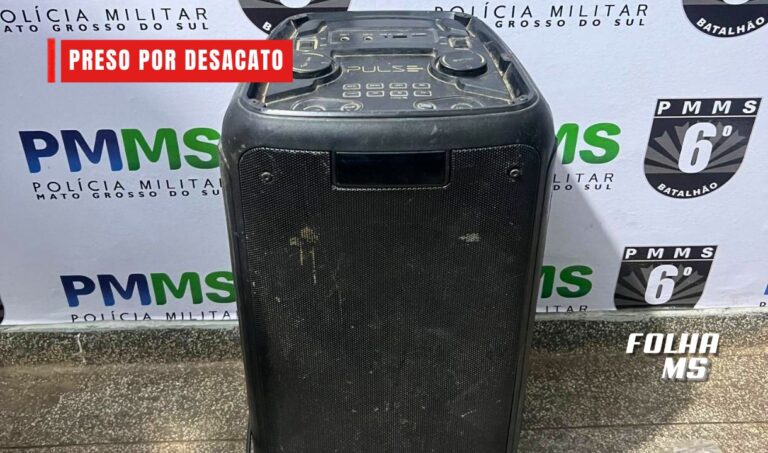 Homem é levado à delegacia após desacatar policiais durante ação contra som alto em Corumbá
