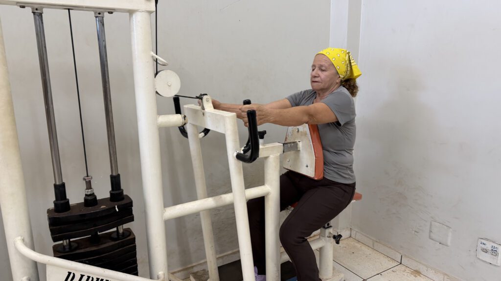 Aulas gratuitas de musculação incentivam saúde e bem-estar