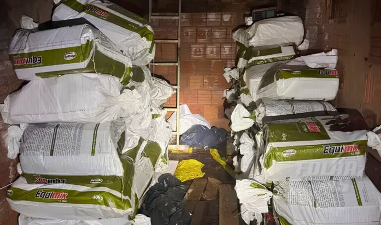 Polícia encontra bunker com mais de 1,2 tonelada de maconha em casa de Campo Grande