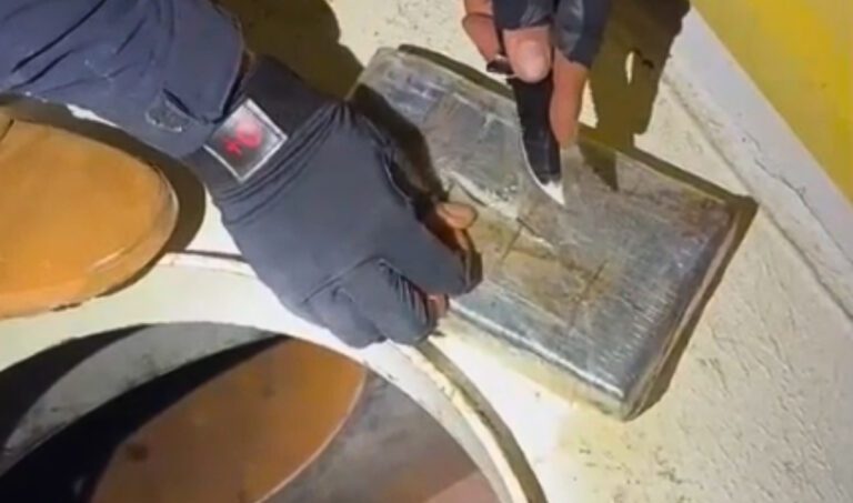 Caminhão-tanque com quase meia tonelada de cocaína é interceptado pela PRF na divisa entre MS e SP