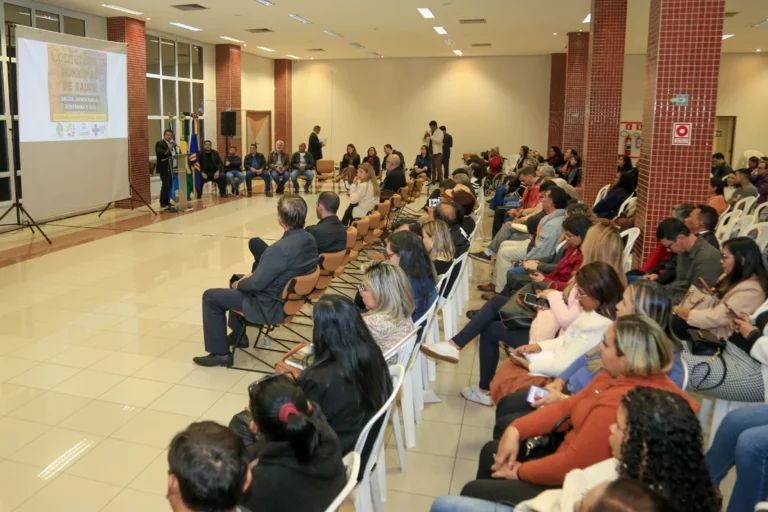 Conferência de saúde é aberta com defesa da participação popular