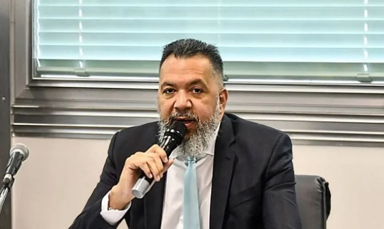Moraes determina soltura de ex-prefeito de Belford Roxo após prisão em operação