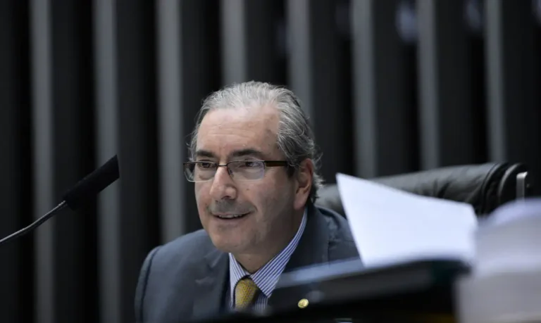 STF bloqueia R$ 6,15 milhões de Eduardo Cunha por indicação de emendas