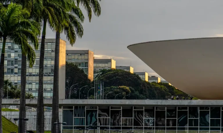 Congresso segue sem votar PEC 6×1 e PL da Misoginia antes do recesso