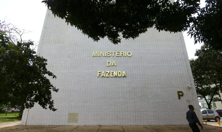 Governo deve levar ao STF a PEC de agentes de saúde