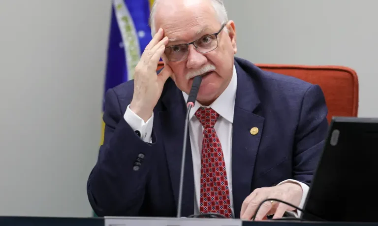 Fachin diz que STF segue atuando sem pressões após novo tarifaço dos EUA