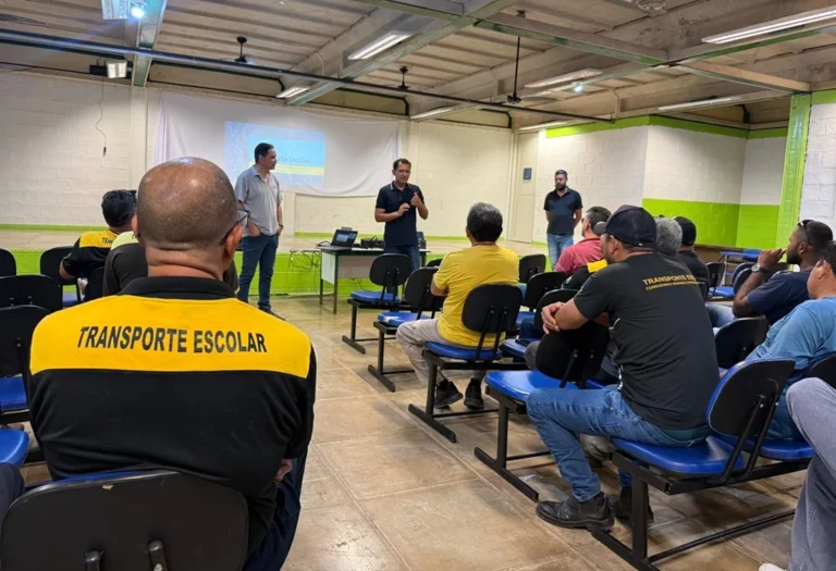 Corumbá promove formação para motoristas do transporte escolar com foco em segurança