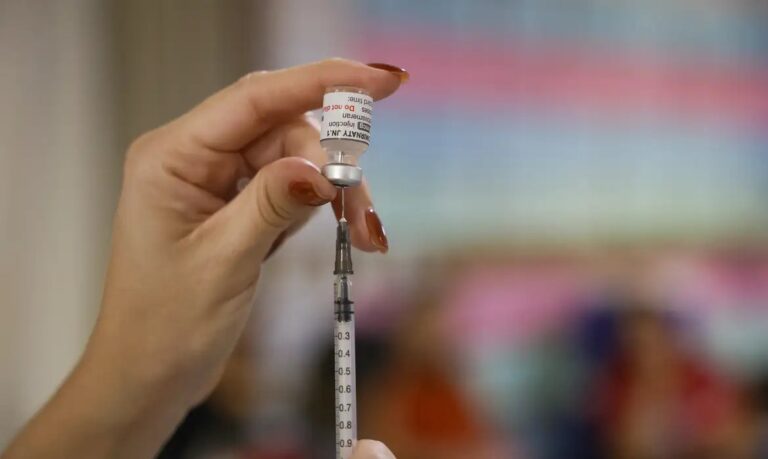 Vacinação reduz quase pela metade prevalência do HPV entre jovens