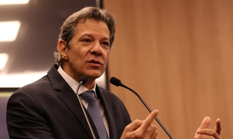 PT confirma candidatura de Fernando Haddad ao governo de São Paulo