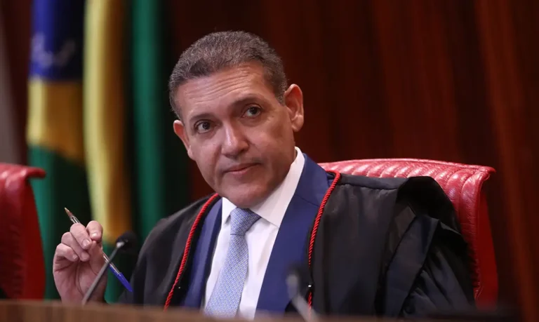 TSE anuncia nova reunião com embaixadores sobre urna eletrônica