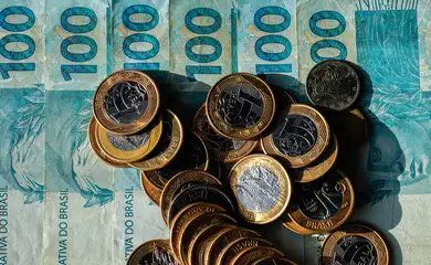 Bolívia apreende 189,5 kg de ouro ilegal ligado a jatinho de empresário brasileiro