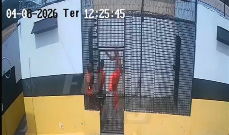 Câmeras flagram ex-vereador Augusto do Amaral em agressão a presos no presídio de Corumbá