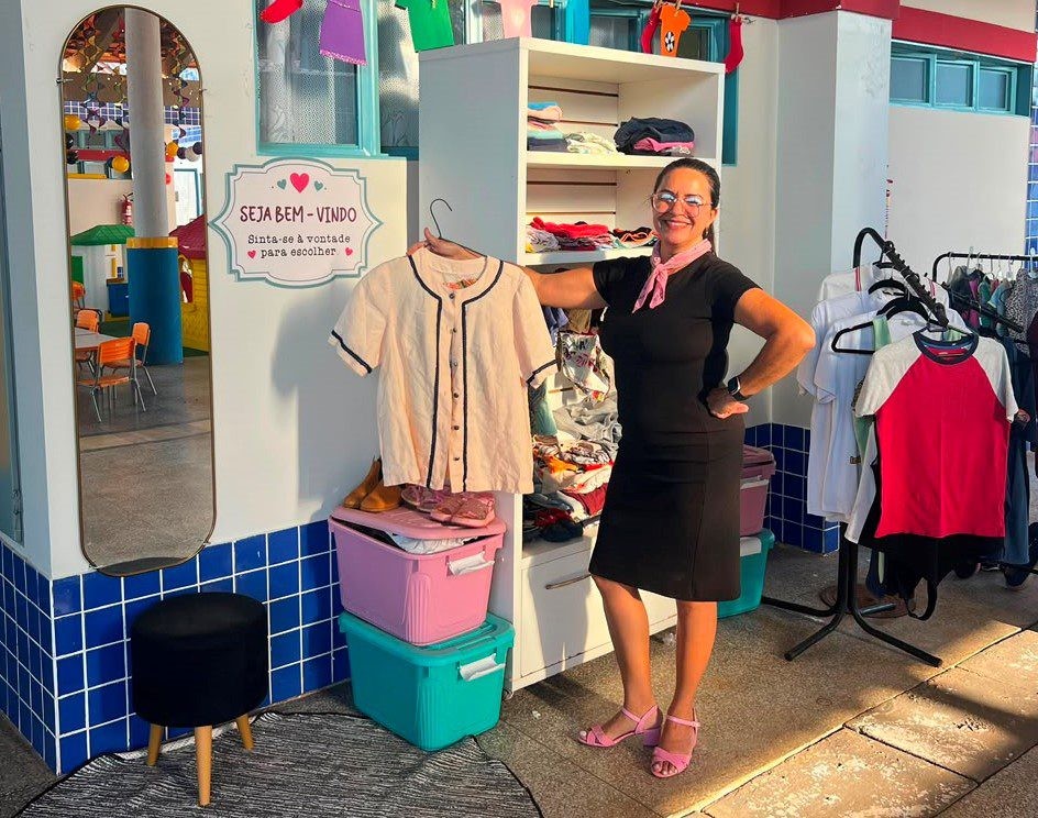 Emei transforma campanha do agasalho em Boutique Solidária