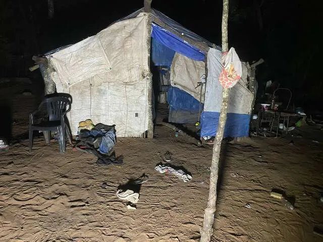Polícia isola residência após crime com foice em Aral Moreira