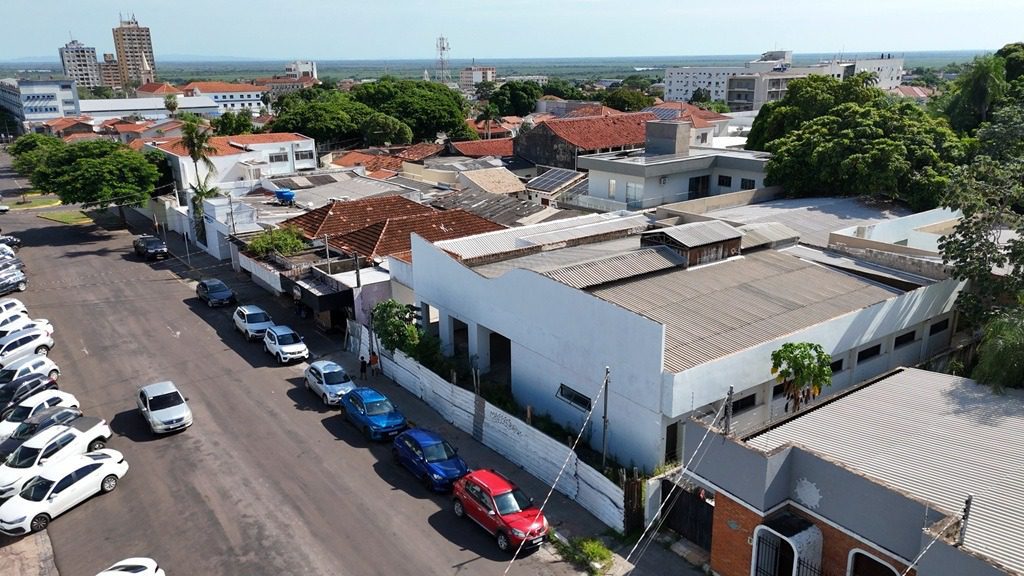 Hanna cobra cronograma de obras e novos atendimentos no Centro de Saúde da Mulher de Corumbá