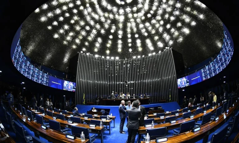 Congresso retoma atividades com agenda restrita antes das eleições