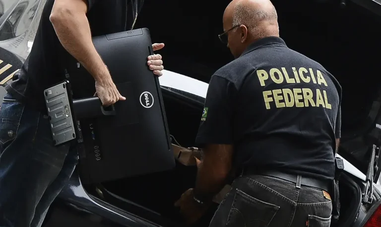 PF investiga Weverton Rocha por suspeita de desvios no INSS