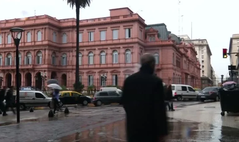Governo Milei recua e suspende votação sobre venda de terras a estrangeiros