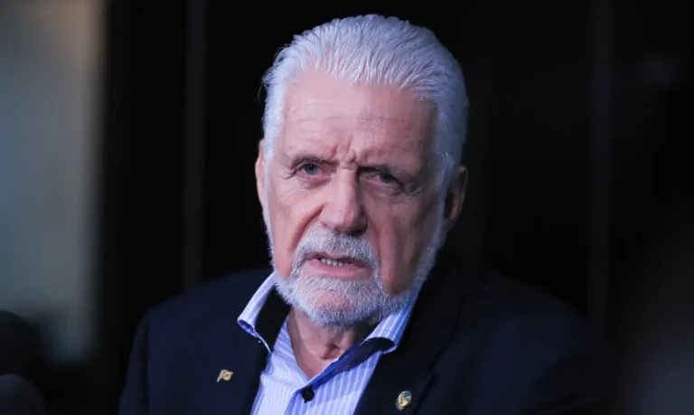 Depoimento de Jaques Wagner à PF é adiado após defesa alegar problemas técnicos