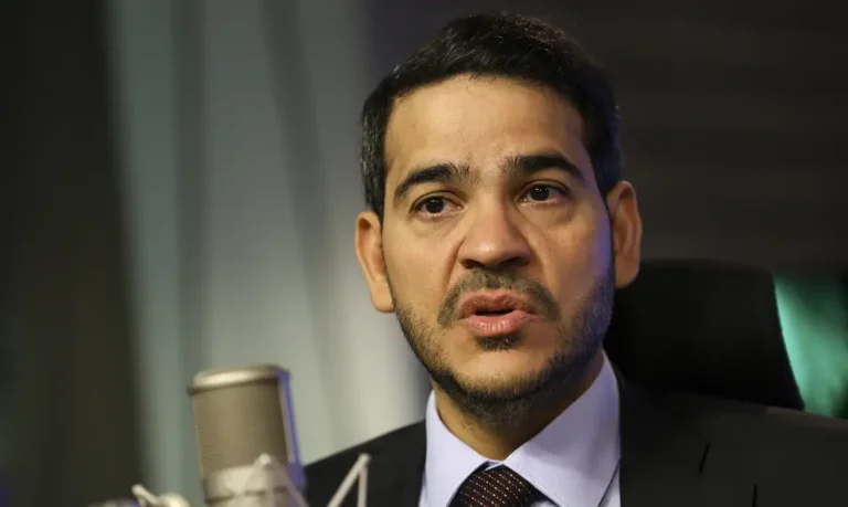 AGU vai pedir à Justiça a retirada do Discord do ar