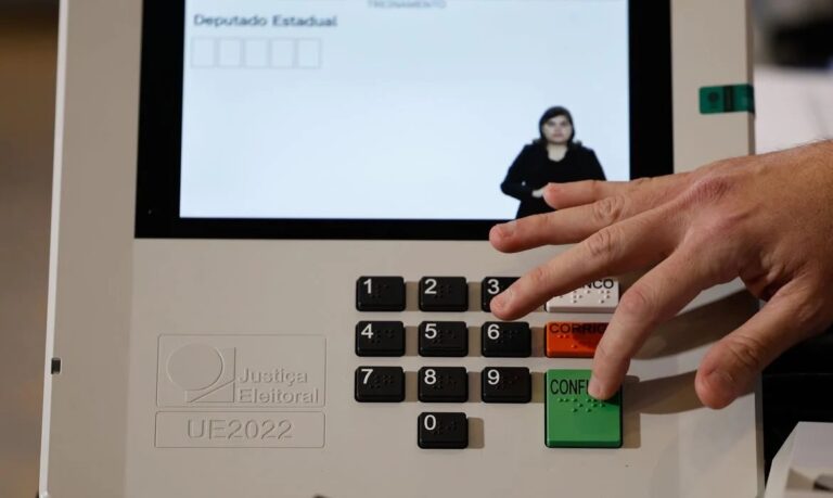 Campanha eleitoral é autorizada nas ruas e na internet a partir de domingo
