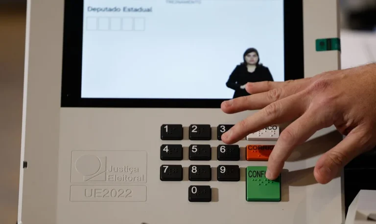 Campanha eleitoral é autorizada nas ruas e na internet a partir de domingo