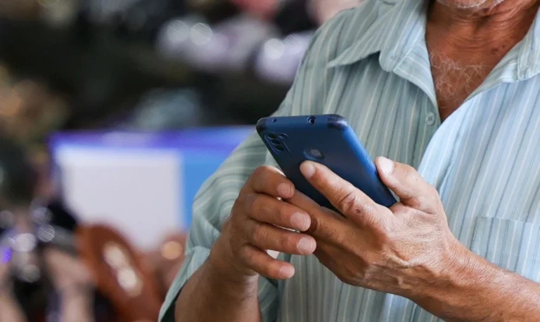 Analistas alertam que ação cibernética de EUA e bigtechs pode influenciar eleições