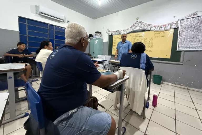 EJA em Corumbá segue com vagas abertas para retorno à escola