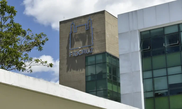 Fiocruz apresenta prioridades de saúde para candidaturas de 2026