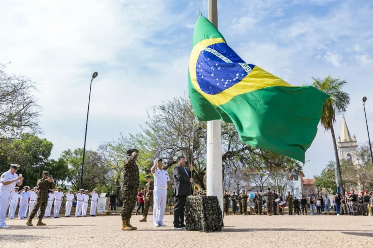 Corumbá abre Semana da Pátria com solenidade no Jardim da Independência