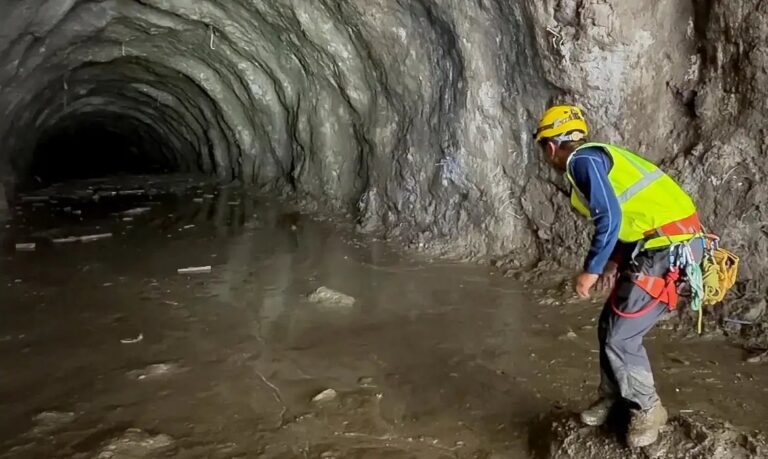 Busca em túneis do Nepal segue por centenas de trabalhadores presos
