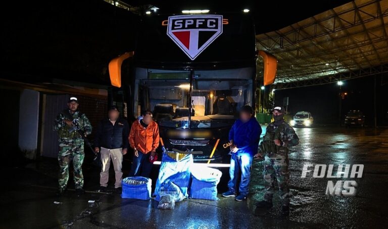 Ônibus que transportaria delegação do São Paulo é detido com 86,55 quilos de maconha na Bolívia